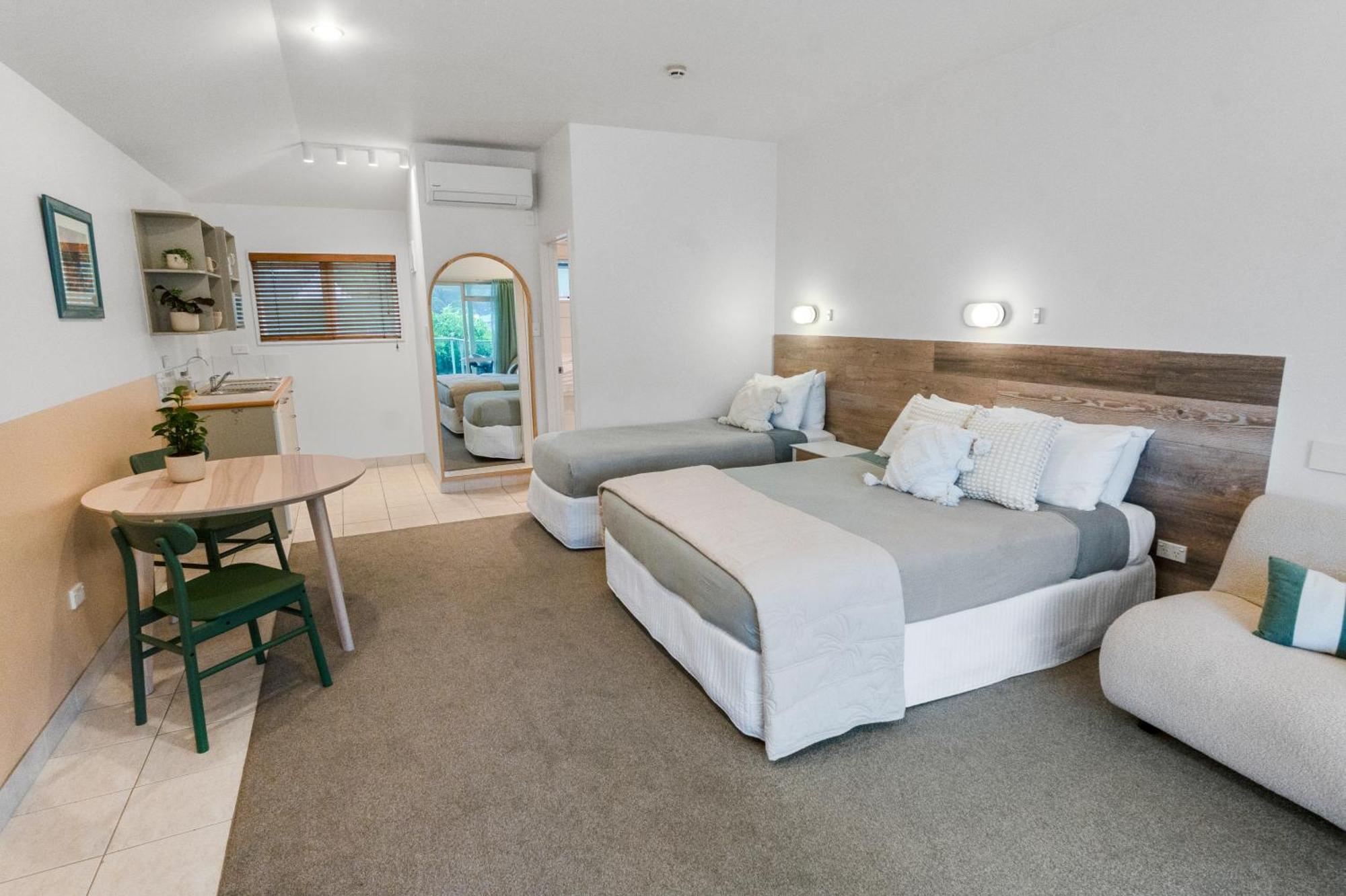 Asure Admirals View Motel Paihia Esterno foto